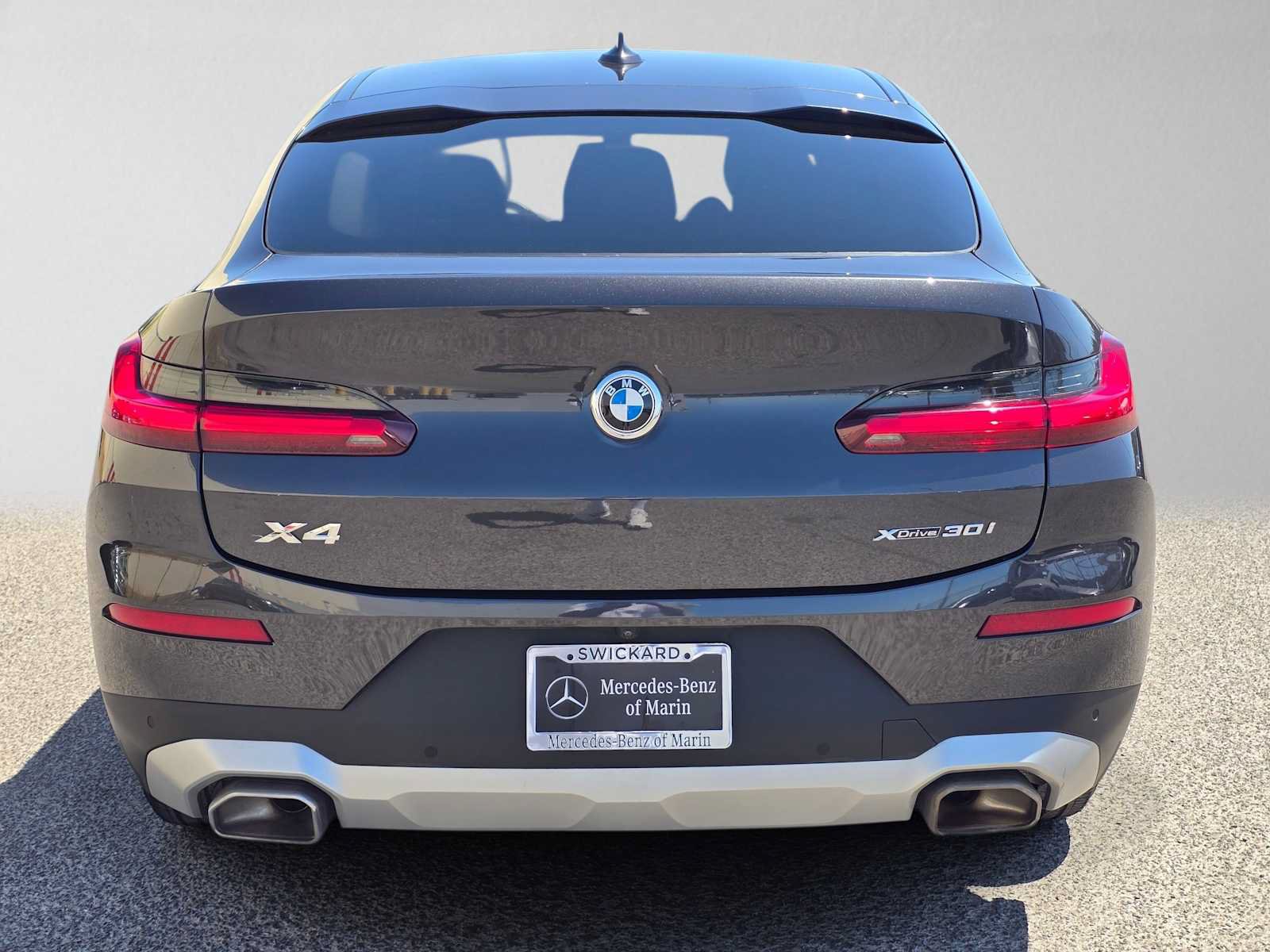 Used 2024 BMW X4 xDrive30i w/ Convenience Package AWD/4WD image 4