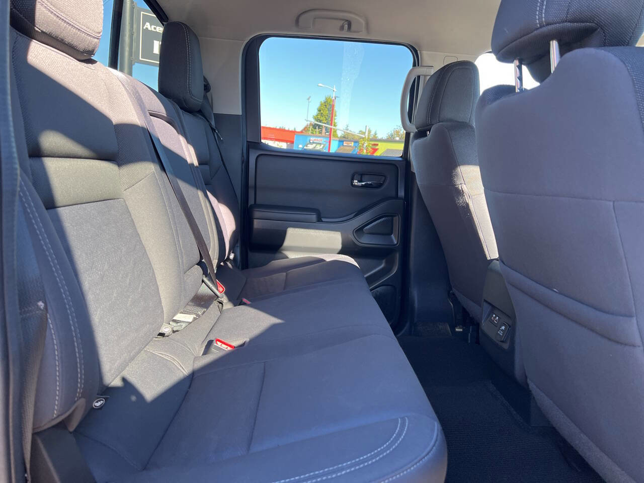 Used 2023 Nissan Frontier SV w/ Technology Package image 20