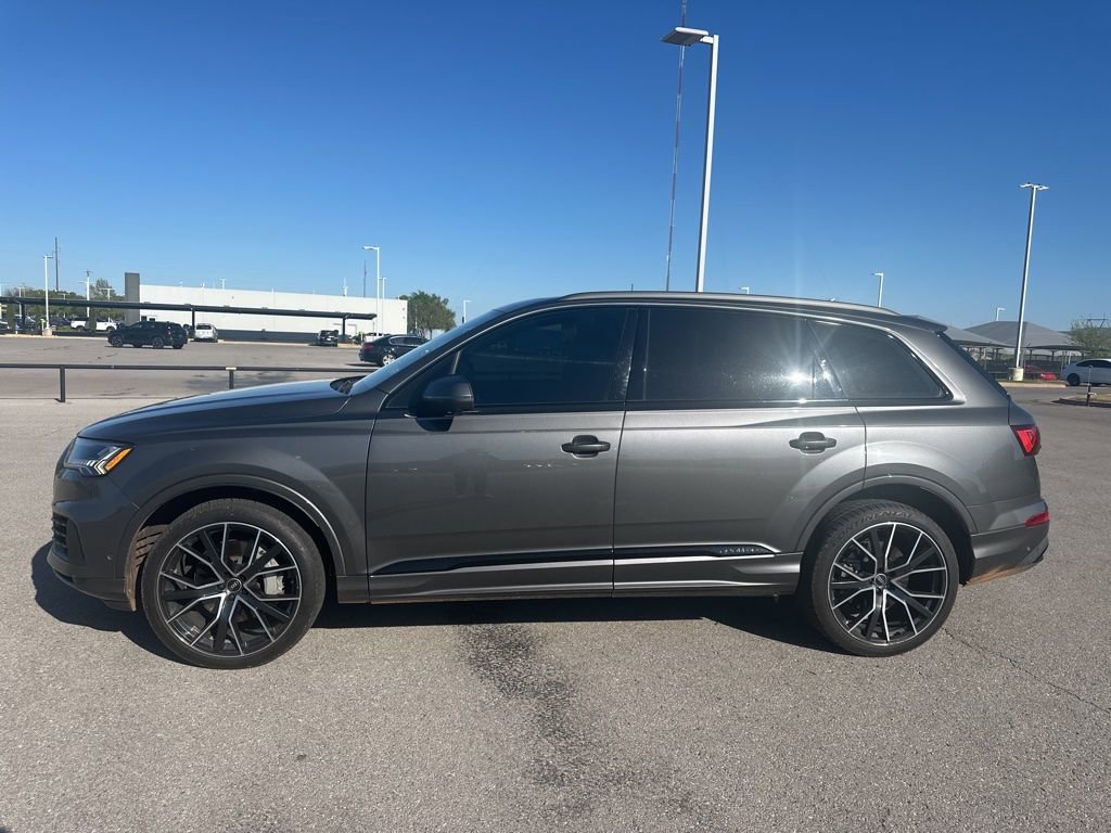 Used 2022 Audi Q7 3.0T Prestige image 2