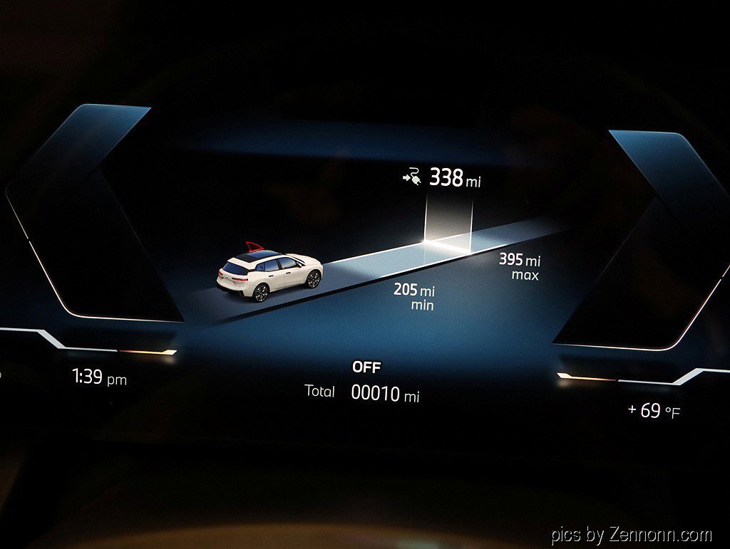 Used 2026 BMW iX xDrive60 w/ M Sport Package image 18