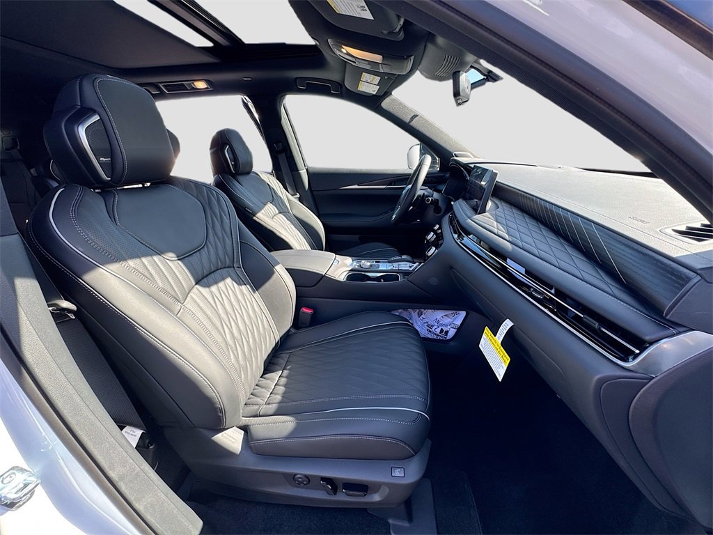 New 2026 INFINITI QX60 Autograph w/ Dark Cargo Package image 31