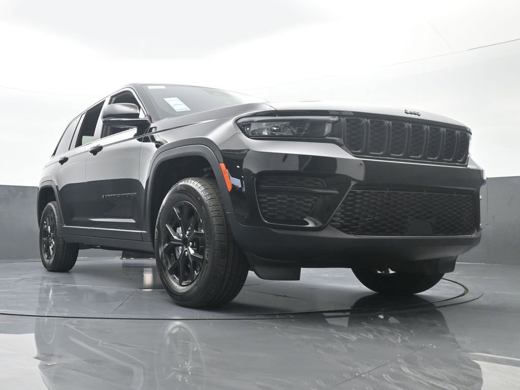 New 2025 Jeep Grand Cherokee Altitude image 56