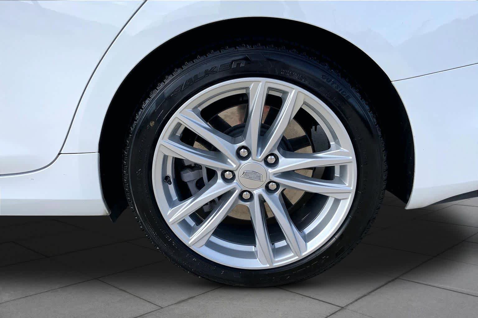 Used 2023 Cadillac CT4 Luxury w/ Sun And Sound Package RWD image 11