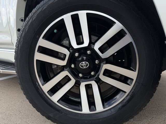 Used 2015 Toyota 4Runner Limited RWD image 10