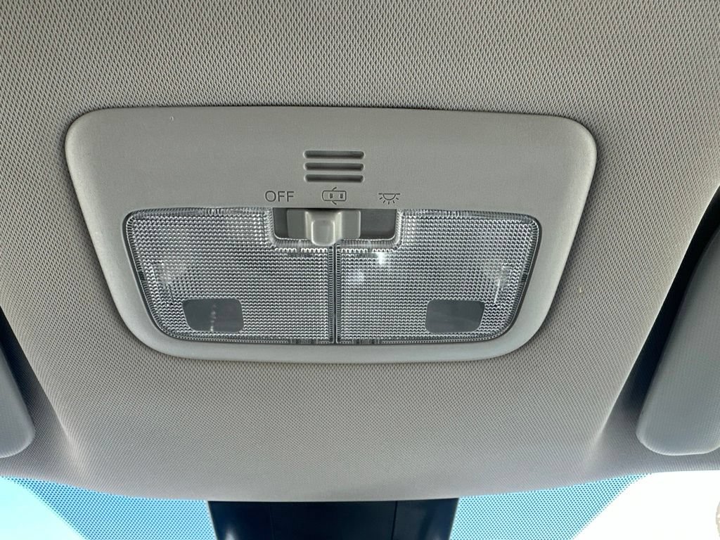 Used 2019 Toyota Corolla LE FWD image 10