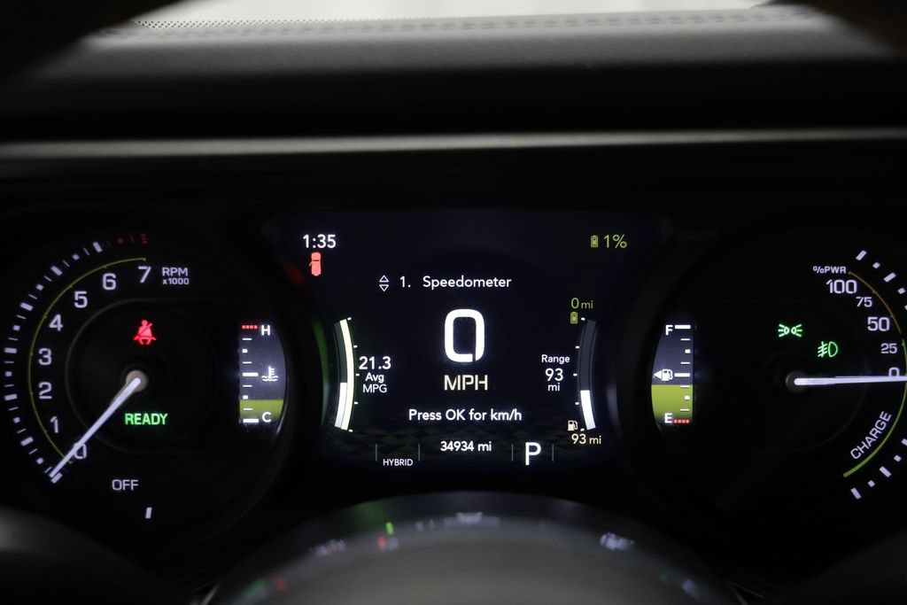 Used 2024 Jeep Wrangler Unlimited Sahara w/ Technology Group AWD/4WD image 8