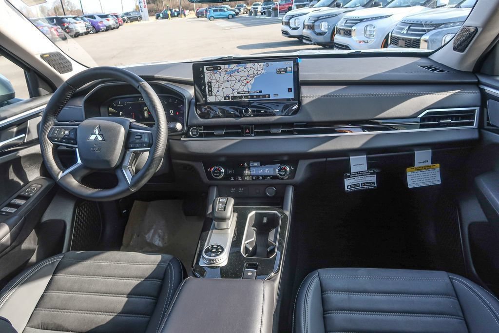 New 2026 Mitsubishi Outlander SE AWD/4WD image 16
