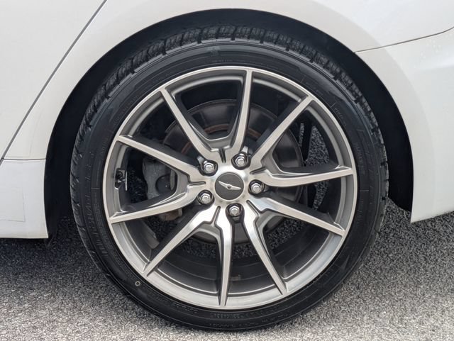 Used 2022 Genesis G70 2.0T w/ Prestige Package AWD/4WD image 11