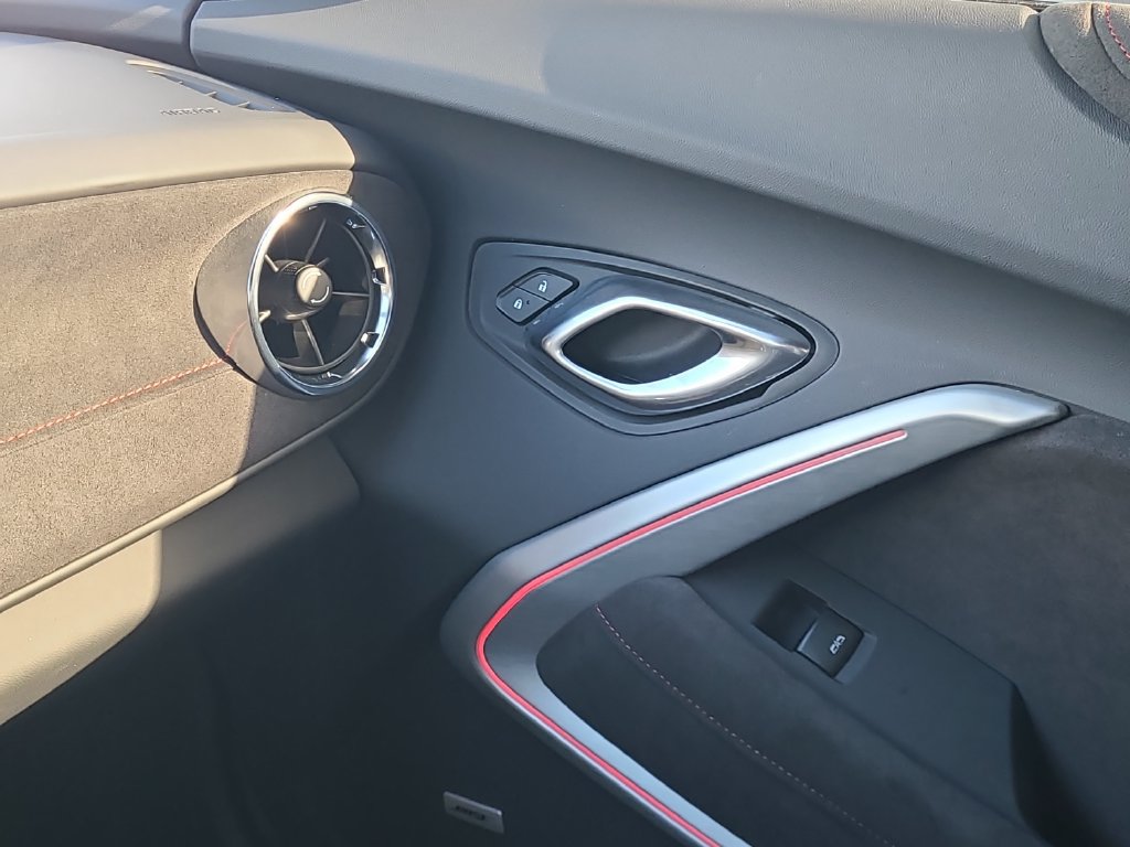 Used 2023 Chevrolet Camaro ZL1 RWD image 13