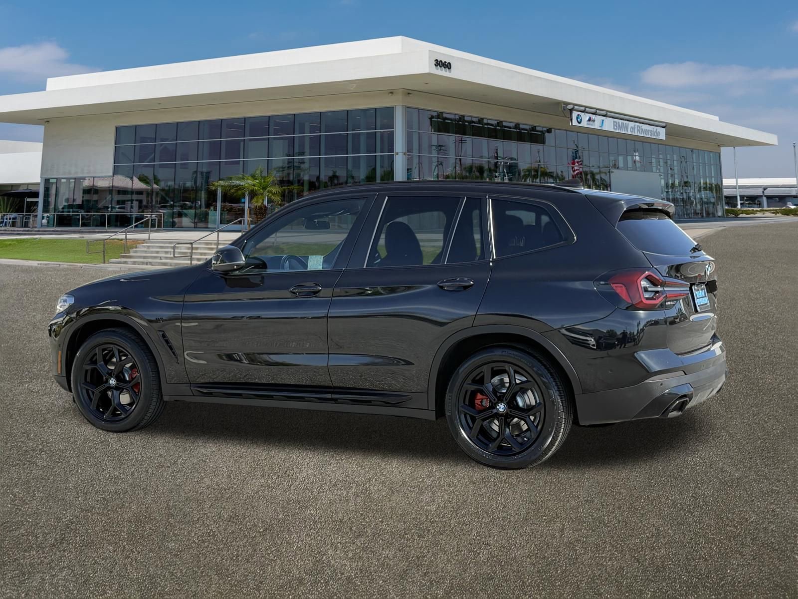 Used 2023 BMW X3 sDrive30i w/ Premium Package image 8