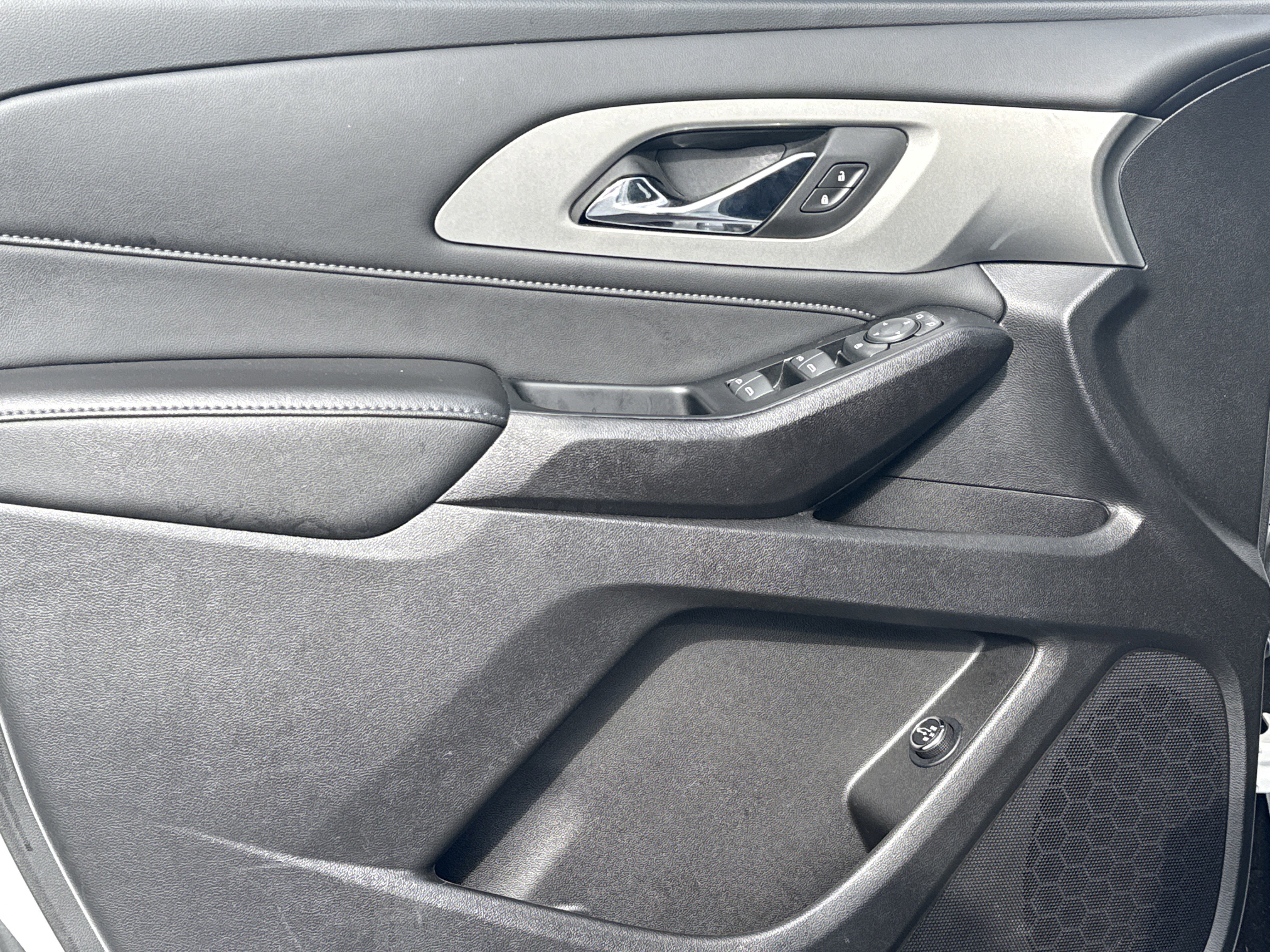 Certified 2024 Chevrolet Traverse LT image 14