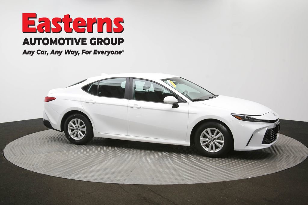 Used 2025 Toyota Camry LE image 47