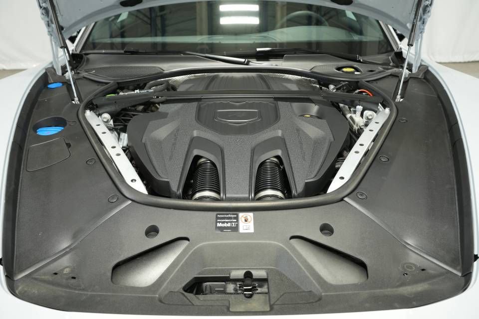 New 2025 Porsche Panamera 4 image 29