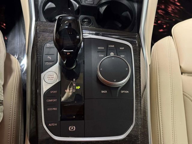 Used 2020 BMW 330i xDrive Sedan w/ Convenience Package AWD/4WD image 25