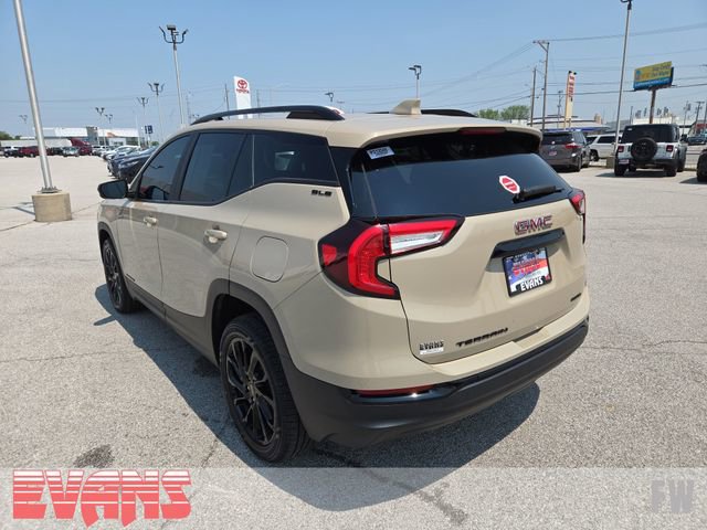 Used 2023 GMC Terrain SLE w/ Driver Convenience Package image 27