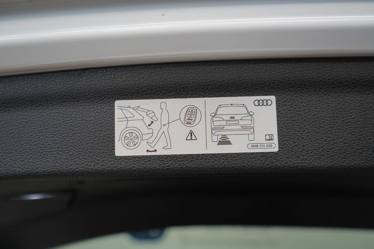 Used 2024 Audi Q3 2.0T Premium Plus w/ Premium Plus Package image 70