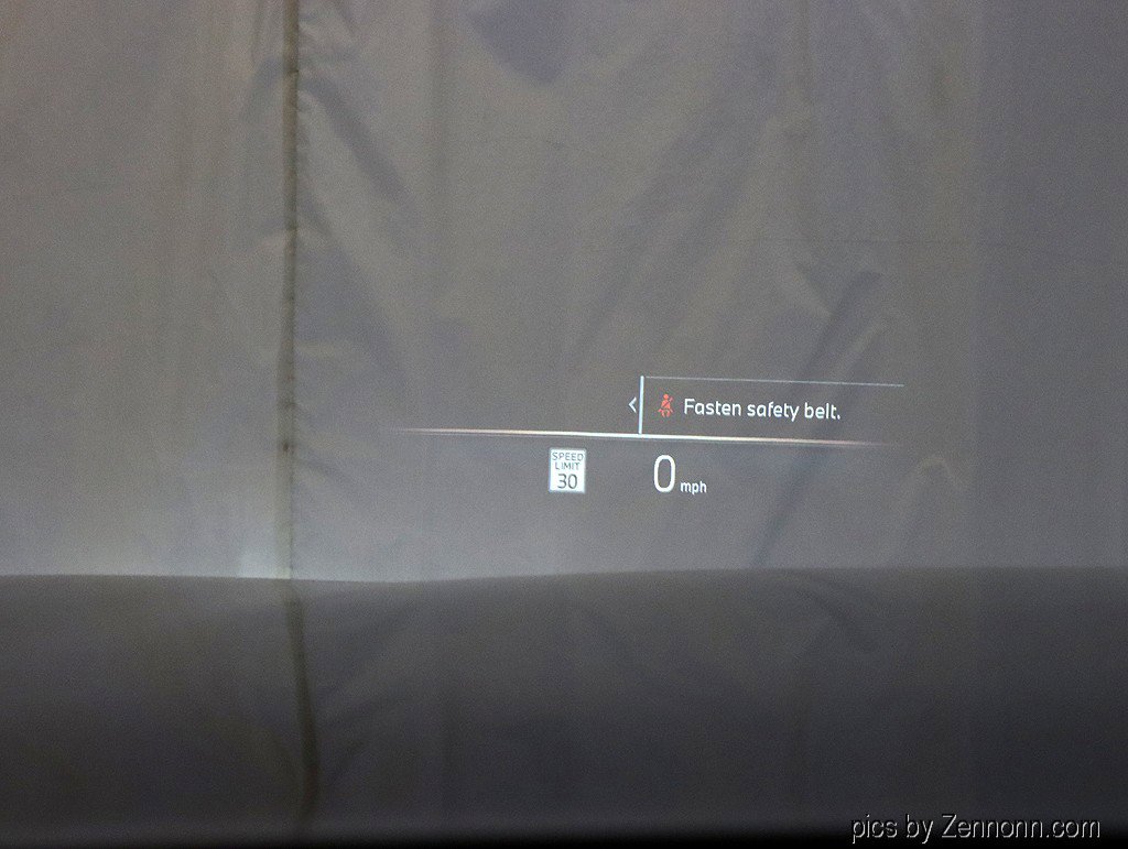 Used 2026 BMW 750e xDrive w/ Executive Package image 19