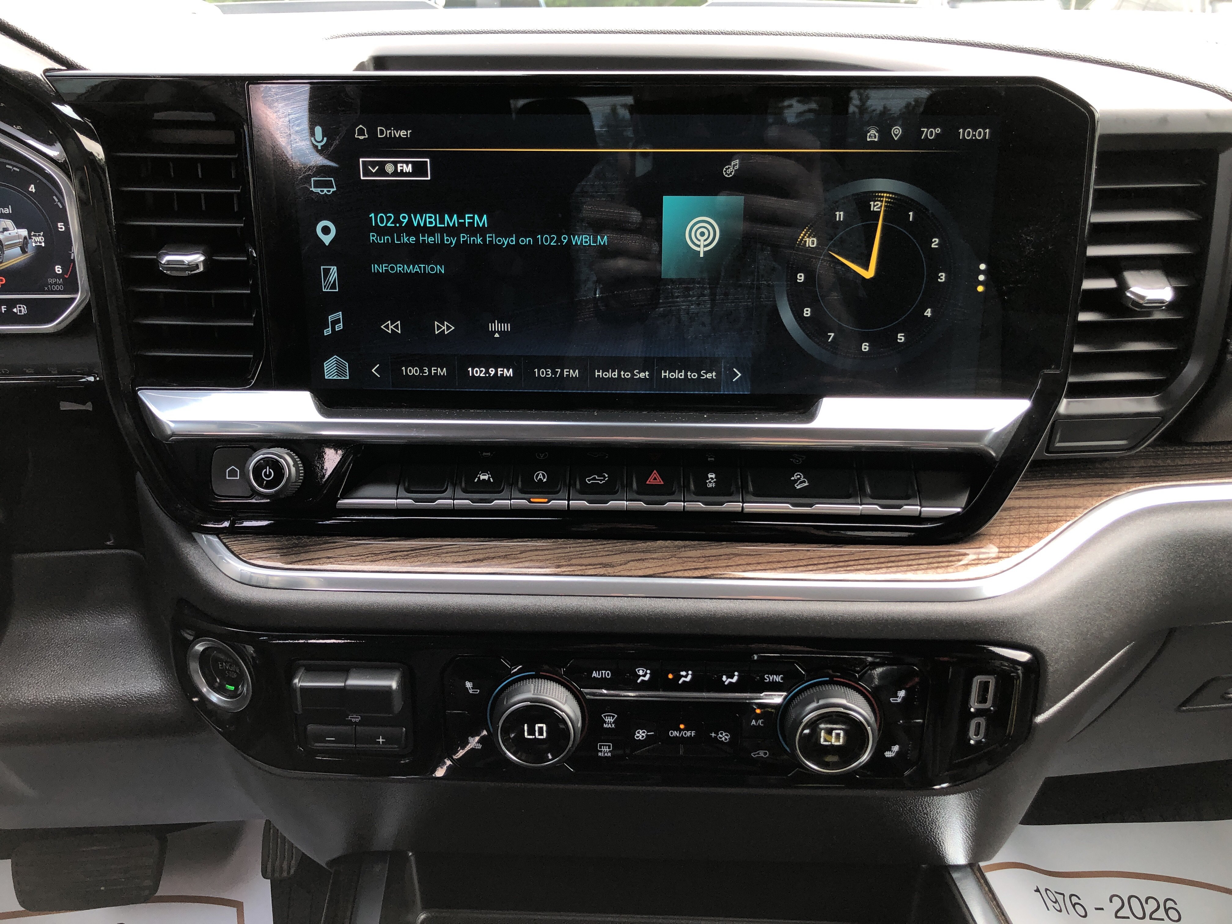 Used 2025 Chevrolet Silverado 1500 LT Trail Boss w/ Convenience Package II AWD/4WD image 10