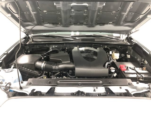 Used 2022 Toyota Tacoma SR5 AWD/4WD image 22