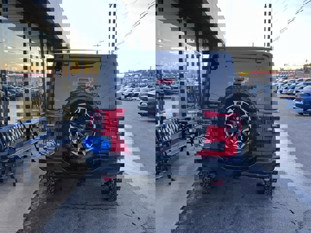 Used 2017 Jeep Wrangler Unlimited Rubicon image 5