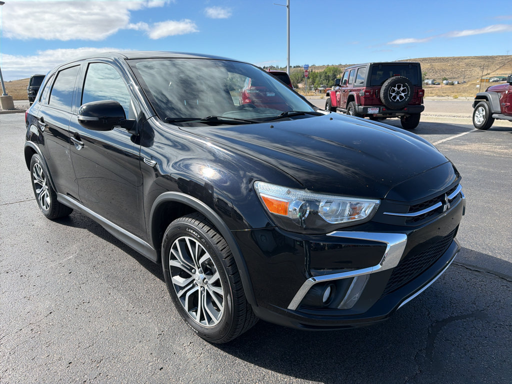 Used 2019 Mitsubishi Outlander Sport SE AWD/4WD image 3