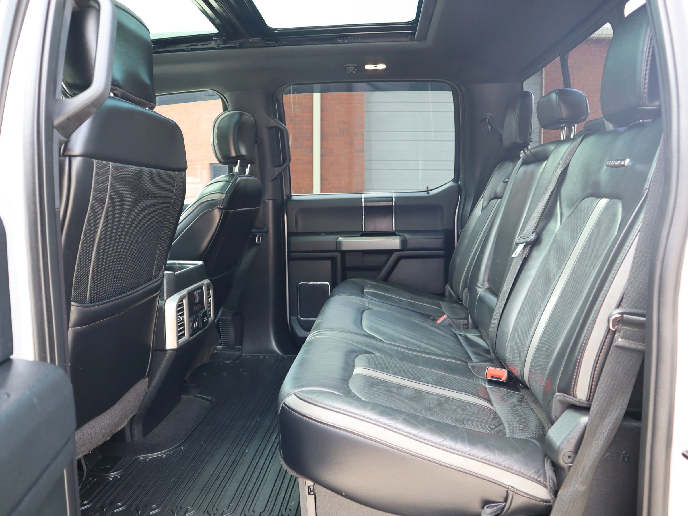 Used 2019 Ford F450 Platinum image 12