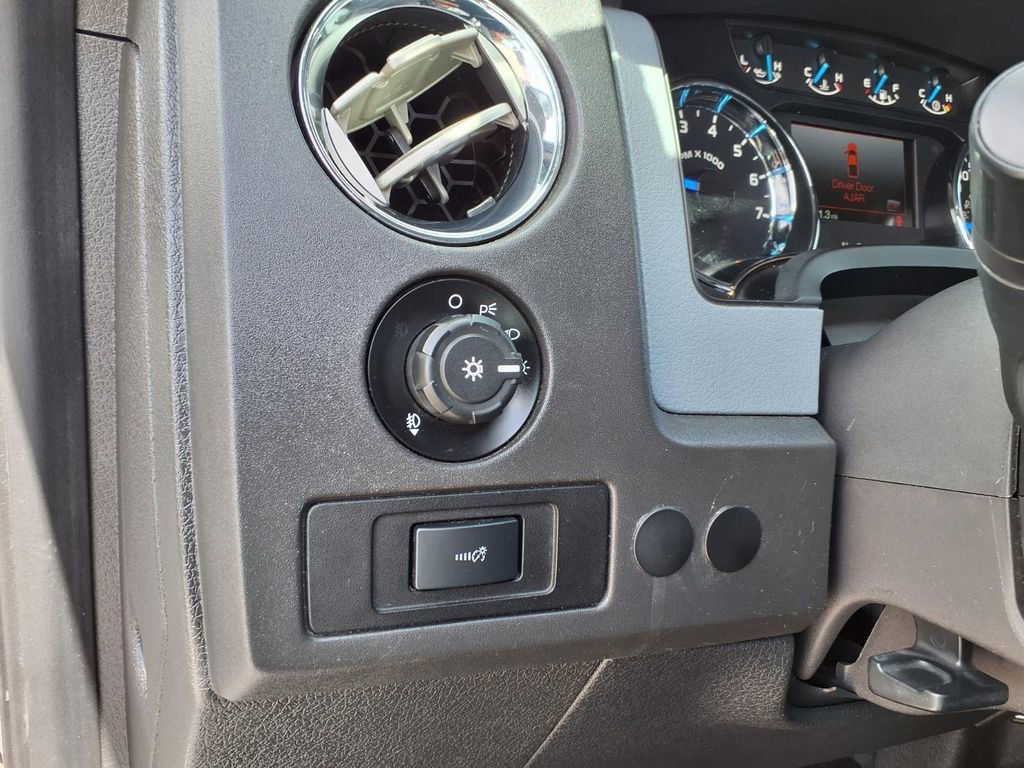 Used 2014 Ford F150 XLT w/ Equipment Group 302A Luxury image 25
