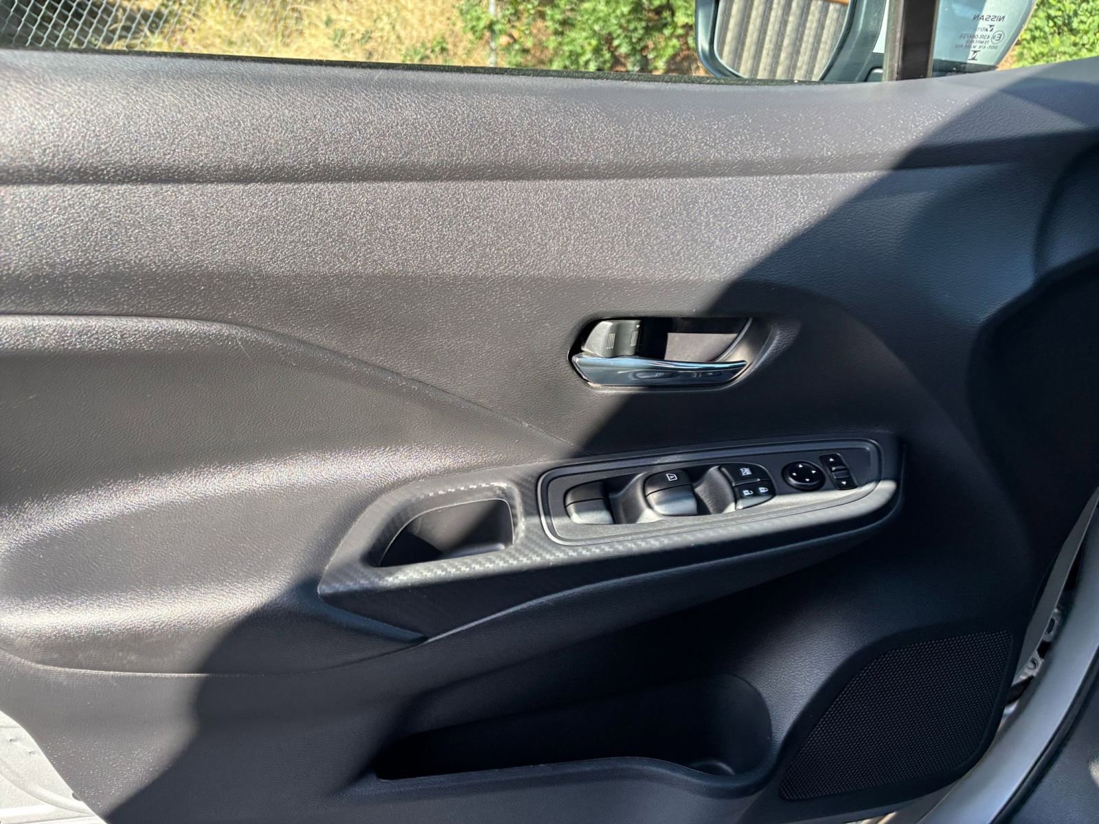 Used 2025 Nissan Versa SV image 18