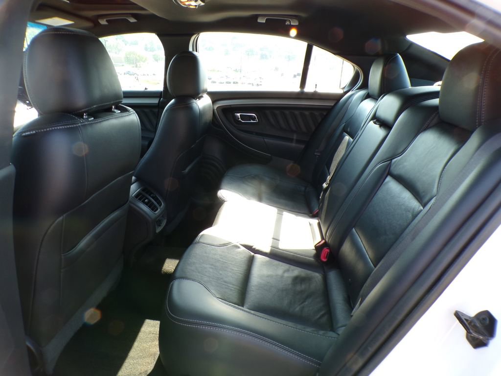 Used 2015 Ford Taurus SEL w/ Equipment Group 201A FWD image 20