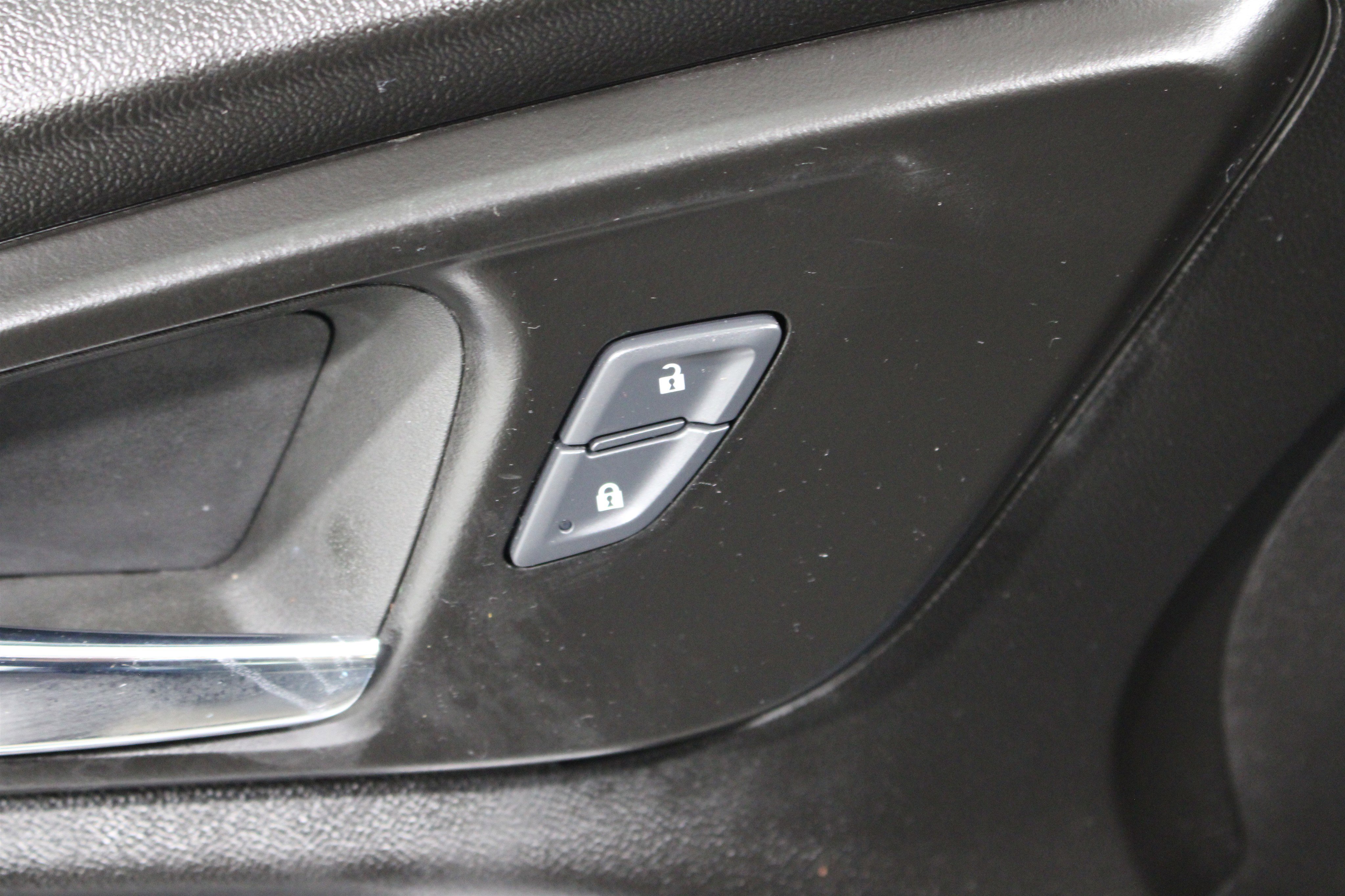 Used 2025 Chevrolet Malibu LS image 8