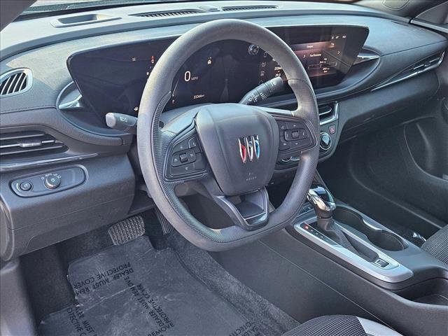 Used 2024 Buick Envista Preferred w/ Convenience II Package image 10