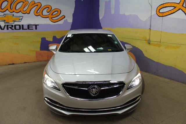 Used 2017 Buick LaCrosse Essence FWD image 6