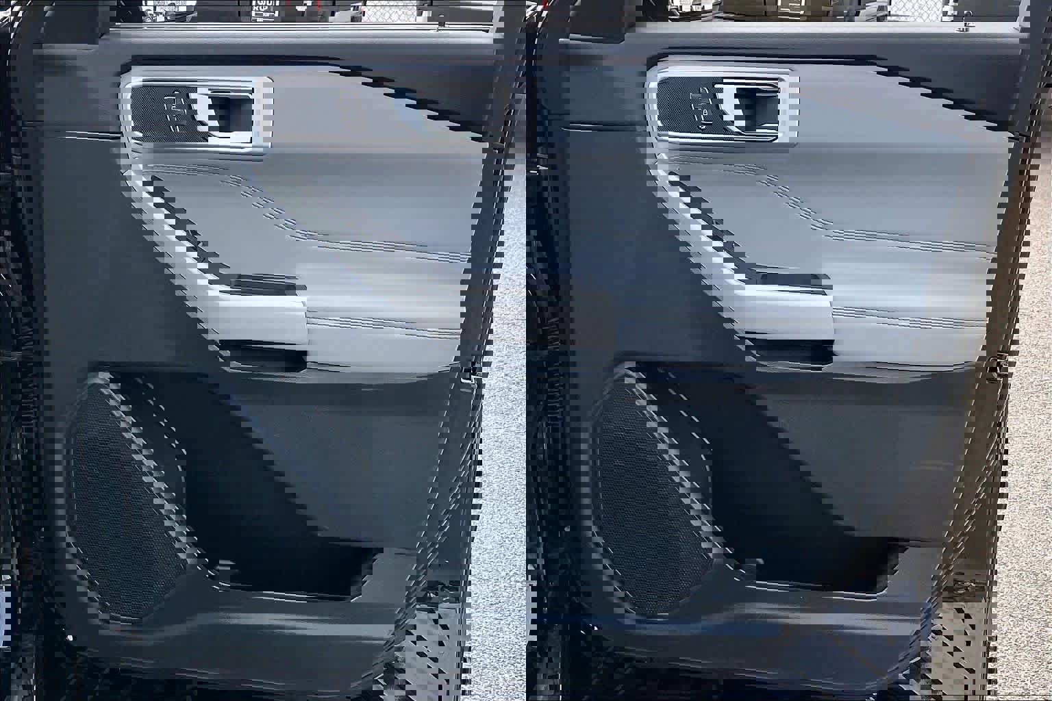 Used 2023 Ford Explorer XLT w/ Equipment Group 202A image 22