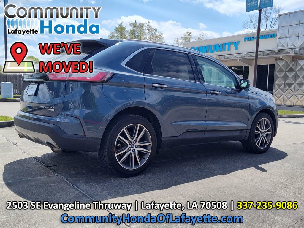 Used 2019 Ford Edge Titanium FWD image 12