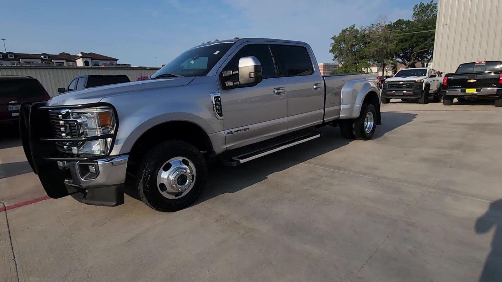 Used 2022 Ford F350 Lariat w/ Lariat Value Package AWD/4WD image 27