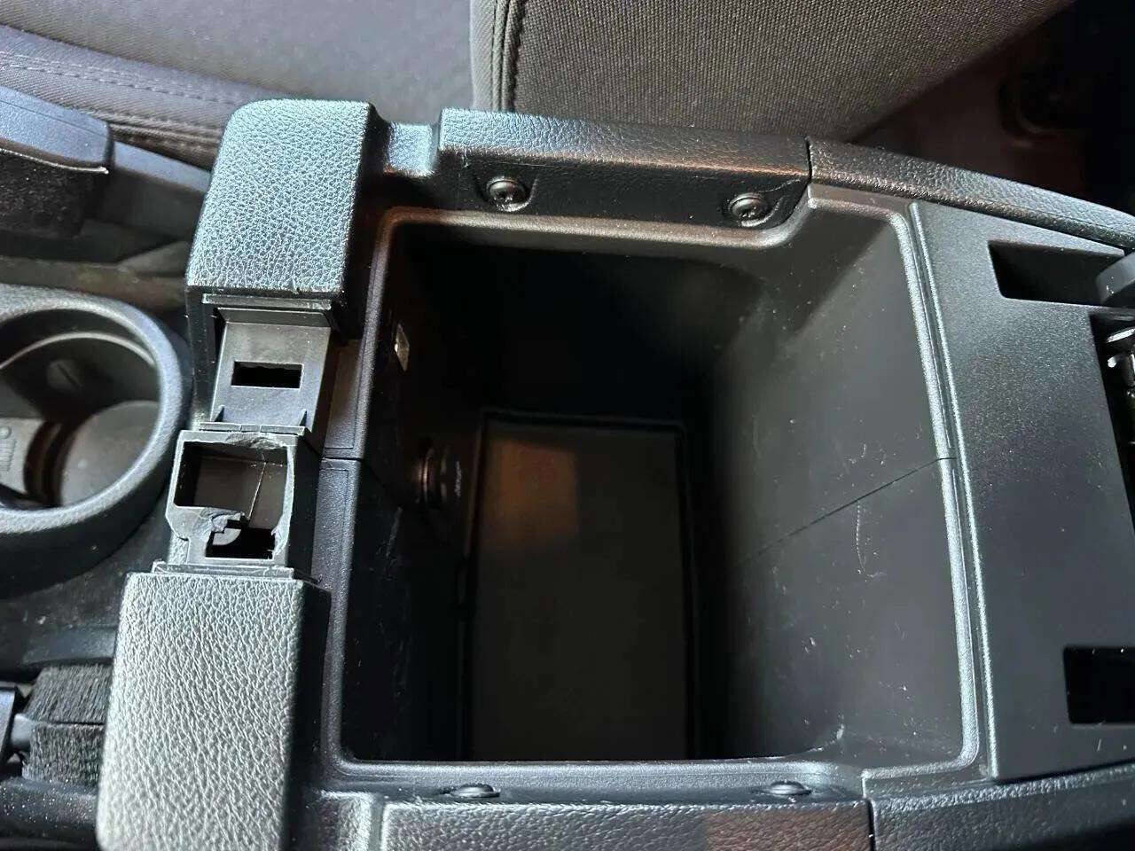 Used 2015 Jeep Wrangler Unlimited Sport w/ Quick Order Package 24S image 39