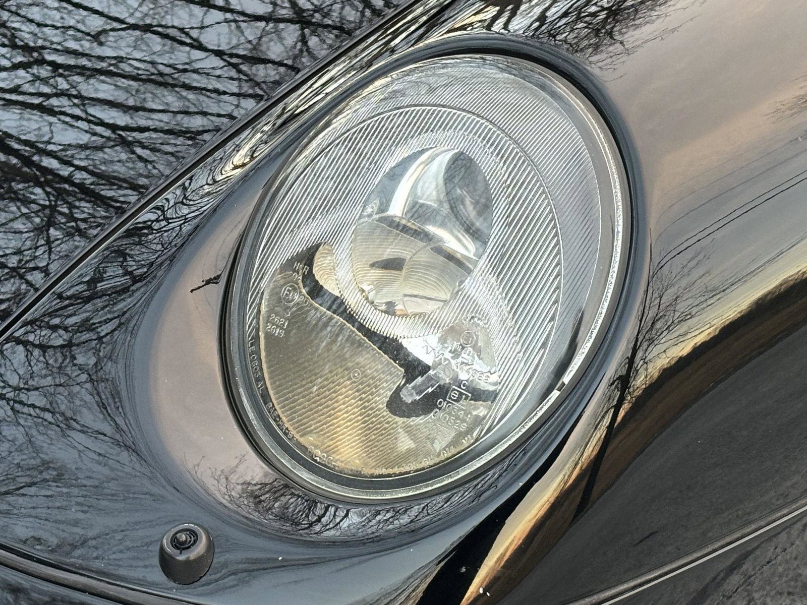 Used 1998 Porsche 911 Carrera image 22