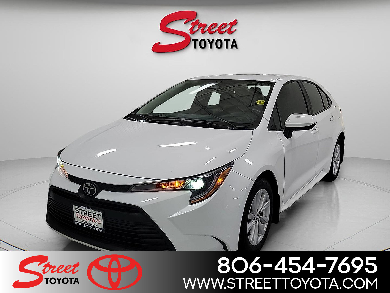 Certified 2025 Toyota Corolla LE w/ LE Premium Package FWD image 1