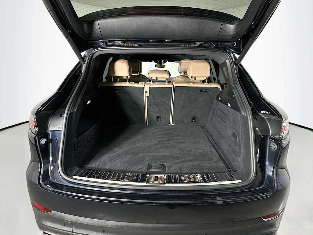 Certified 2020 Porsche Cayenne image 28
