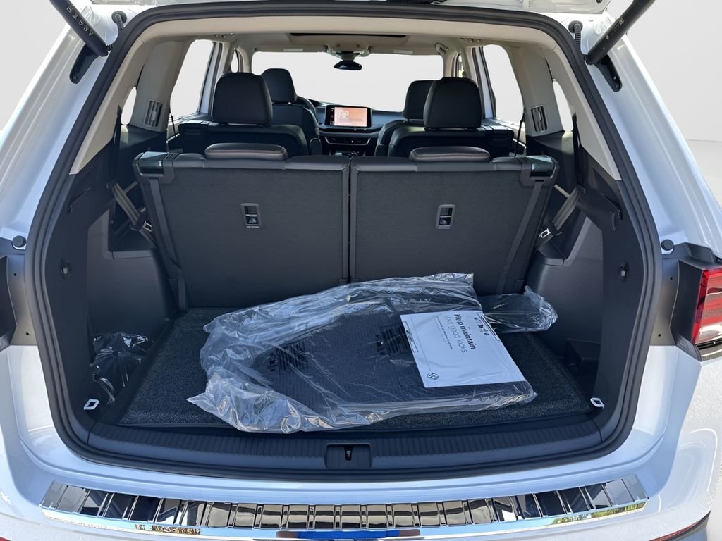 New 2026 Volkswagen Atlas Peak Edition image 25