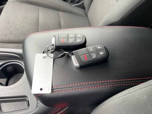 Used 2025 Dodge Durango GT AWD/4WD image 20