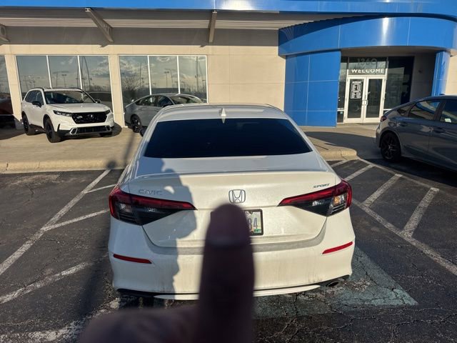 Used 2023 Honda Civic Sport image 5