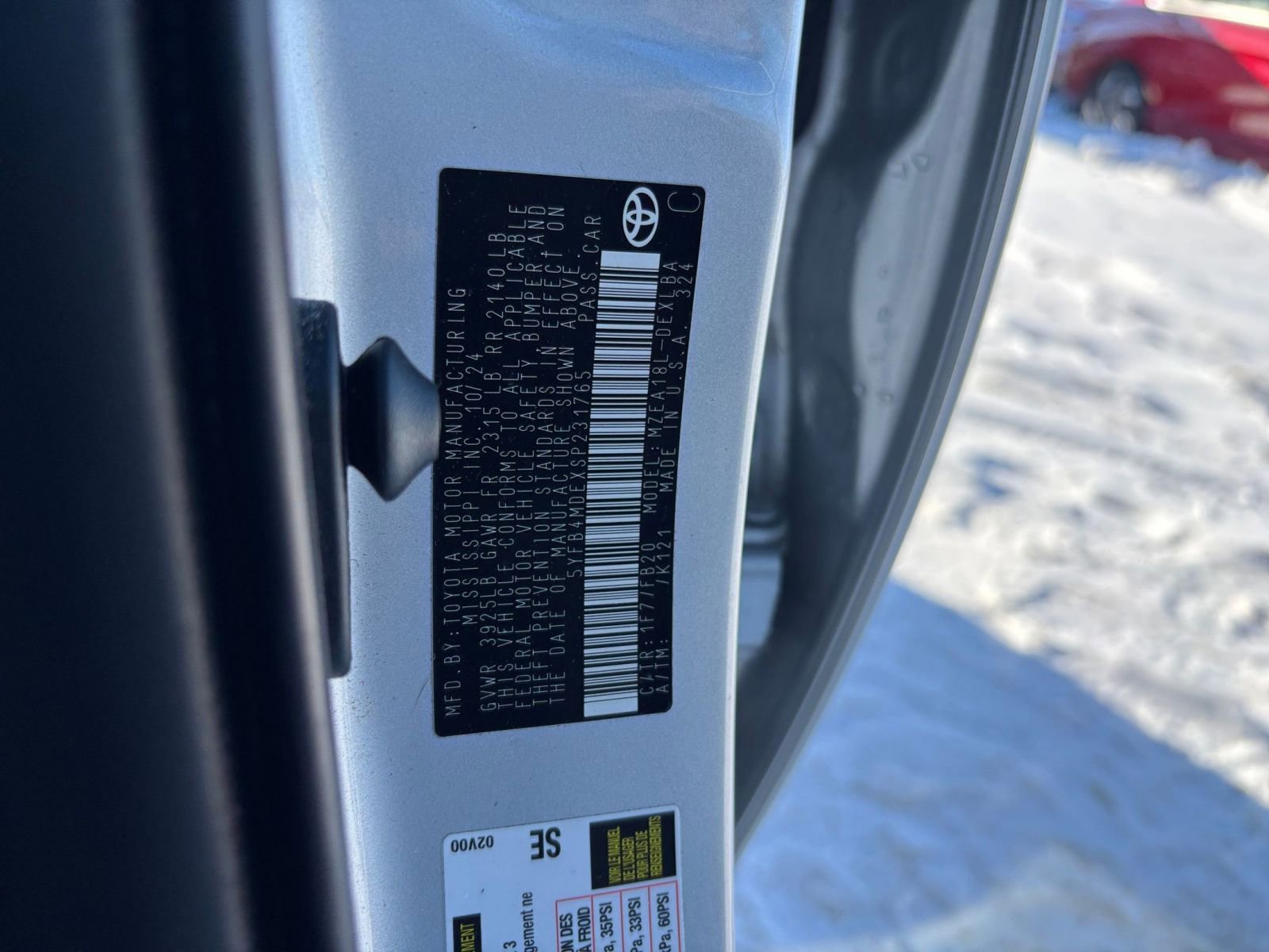 Used 2025 Toyota Corolla LE image 28