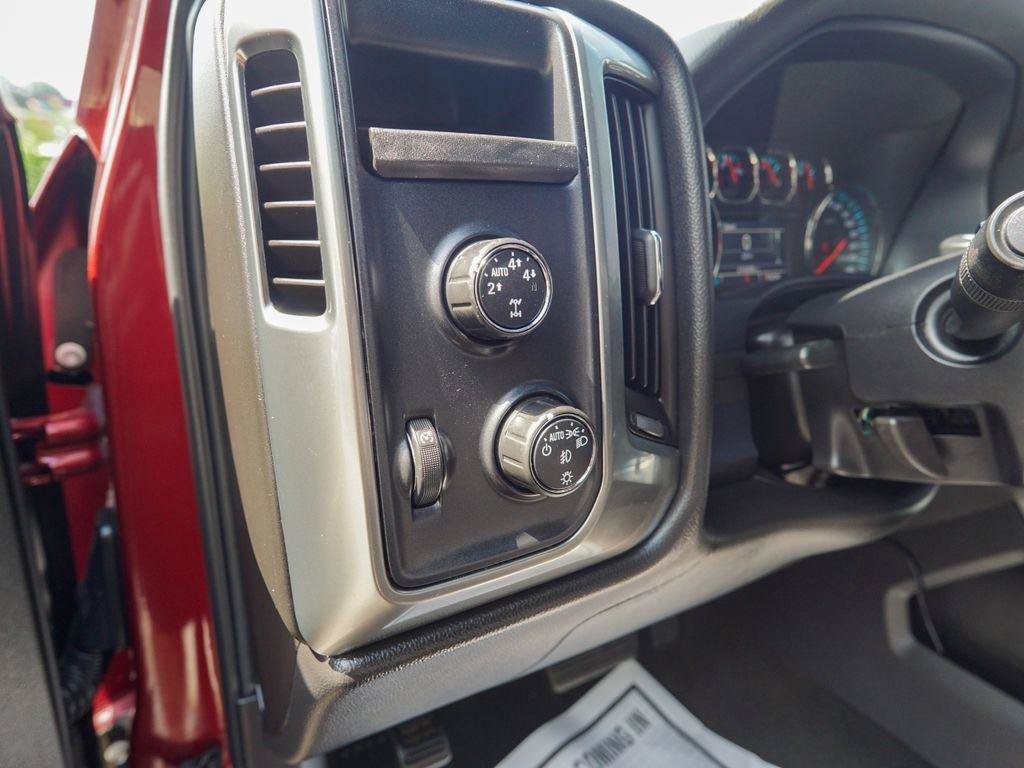 Used 2015 Chevrolet Silverado 1500 LT w/ All Star Edition AWD/4WD image 17
