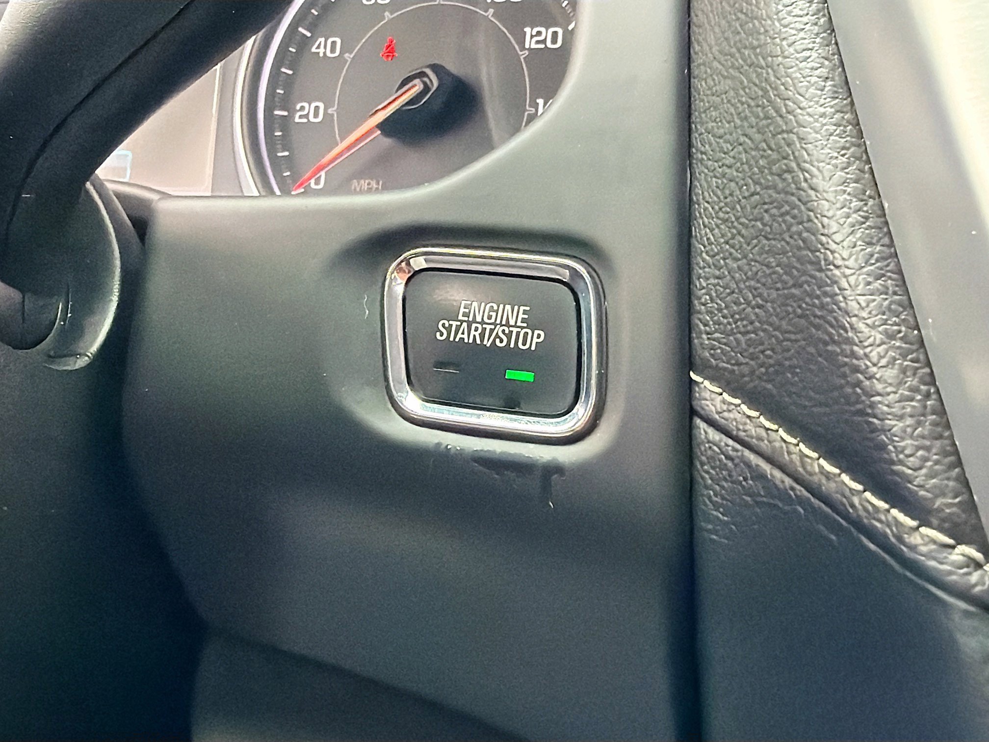 Used 2018 GMC Acadia SLT image 9