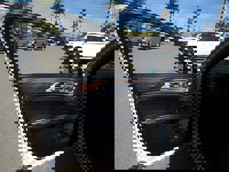 Used 2018 Lincoln MKZ Reserve image 5