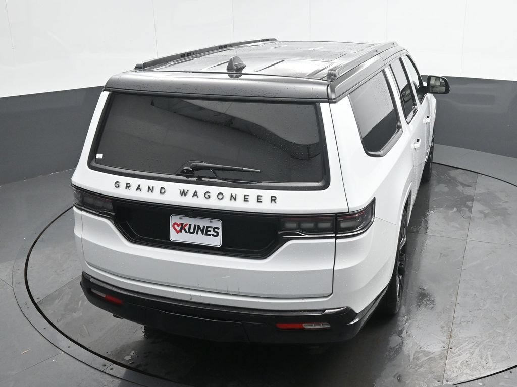 Used 2024 Jeep Grand Wagoneer L Series II w/ Quick Order Packagew 28T AWD/4WD image 30