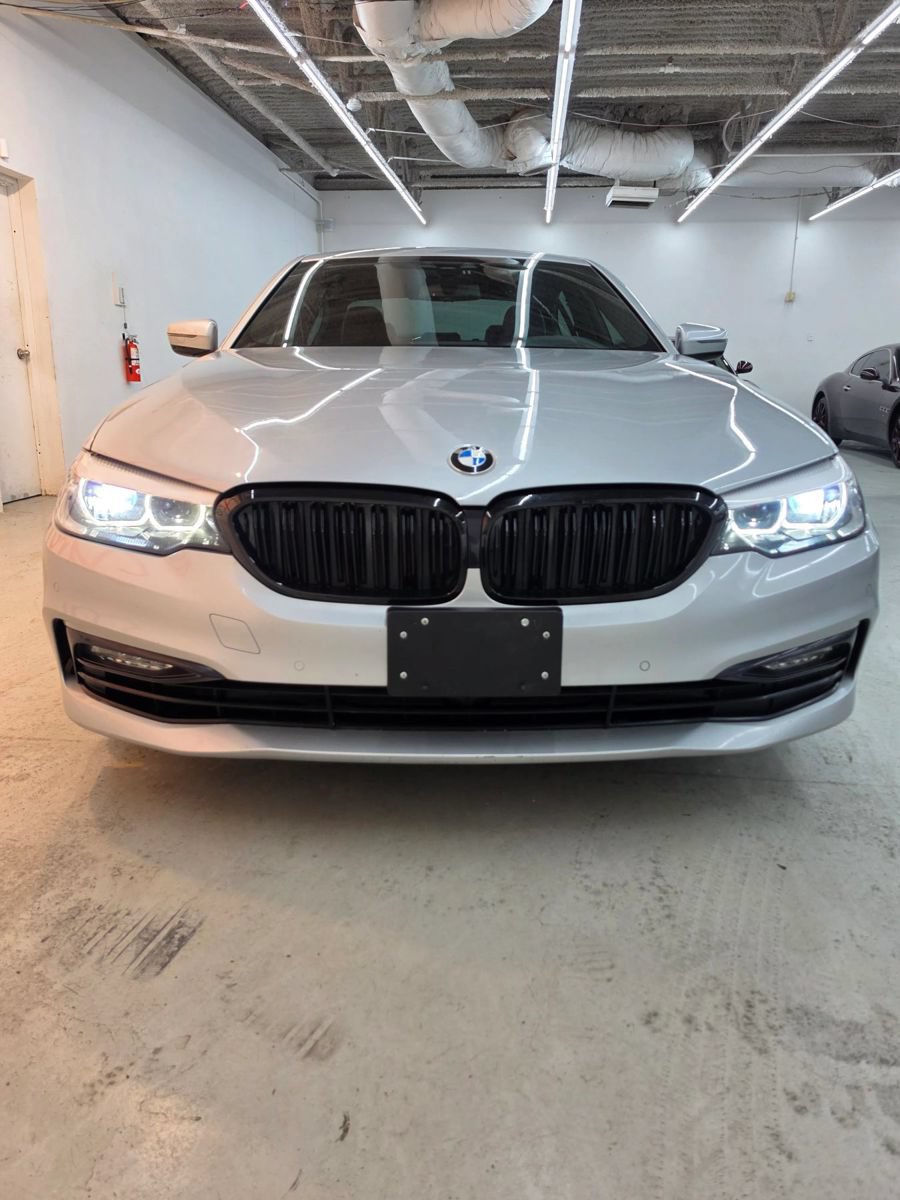 Used 2018 BMW 530i RWD image 17