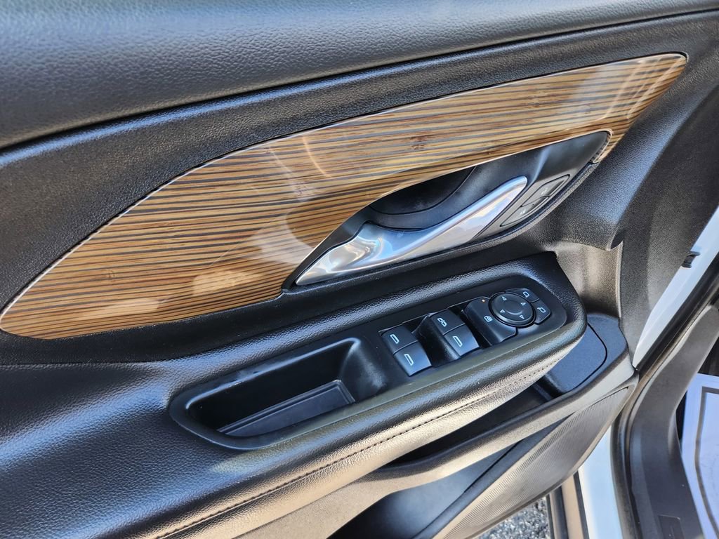 Used 2019 GMC Terrain SLE w/ Driver Convenience Package image 35