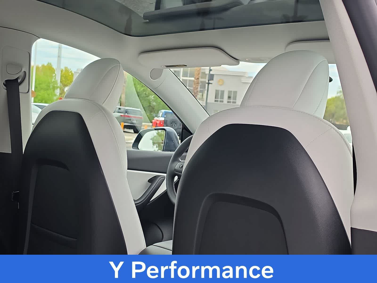 Used 2022 Tesla Model Y Performance AWD/4WD image 16